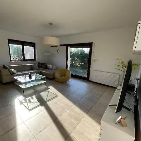 Dom wakacyjny Schoenes Fuer 7 Personen Und 1 Kind By Interhome *