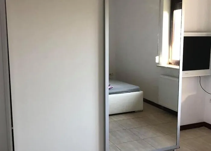 Schoenes Fuer 7 Personen Und 1 Kind By Interhome